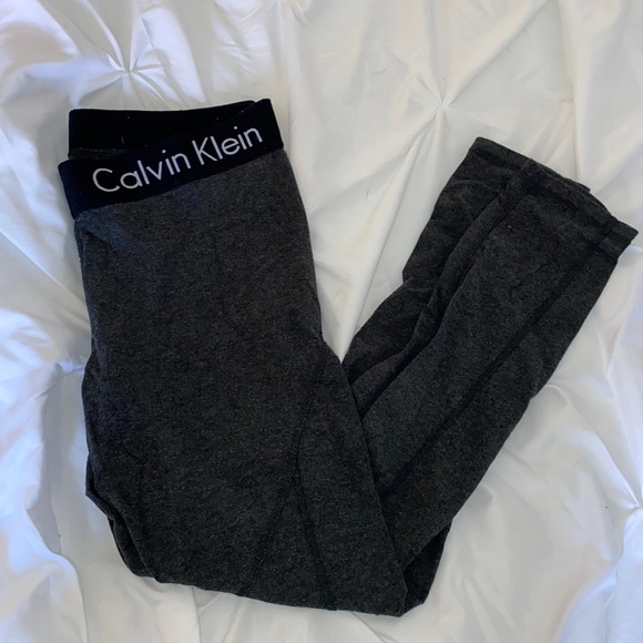 Calvin Klein Pants - NEW Calvin Klein leggings